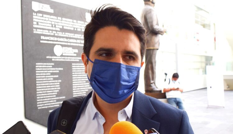 PAN y MORENA deben pactar acuerdos en el Congreso del Estado