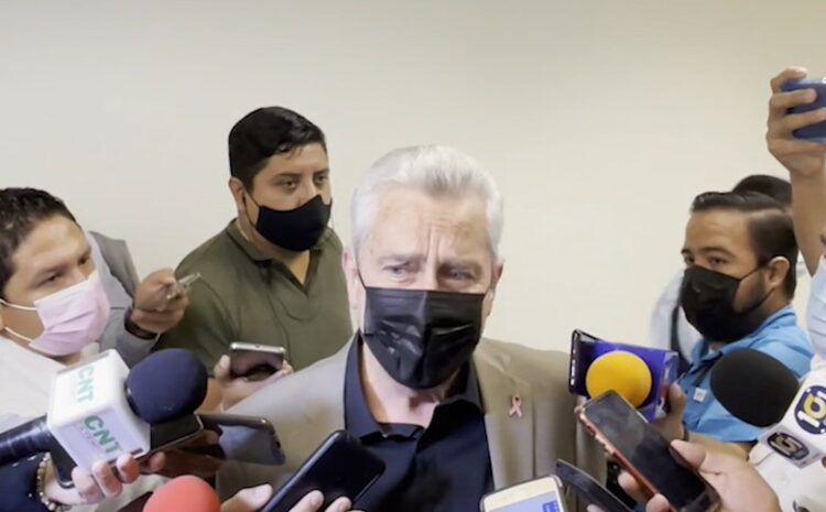 Piden a Corte quitar blindaje a Cabeza de Vaca