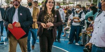 Anuncian Carmen Lilia y Rodolfo vacunación anti Covid a 21 mil neolaredenses rezagados