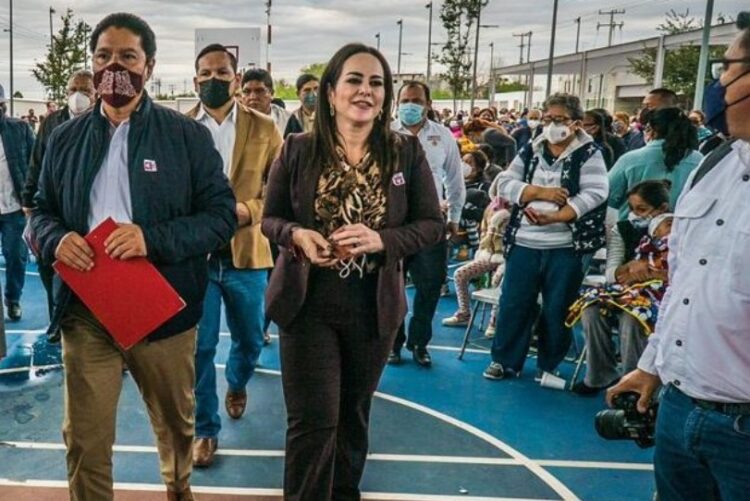 Anuncian Carmen Lilia y Rodolfo vacunación anti Covid a 21 mil neolaredenses rezagados