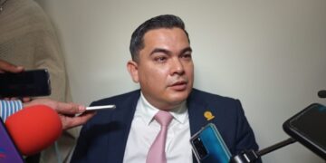 Municipios tienen que entrar a la austeridad en el 2022: Marco Gallegos