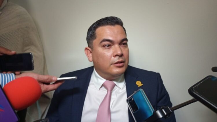 Municipios tienen que entrar a la austeridad en el 2022: Marco Gallegos