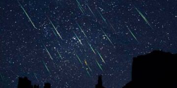 Lluvia de estrellas en cielo mexicano