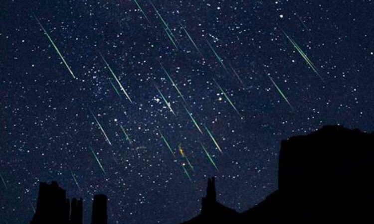 Lluvia de estrellas en cielo mexicano