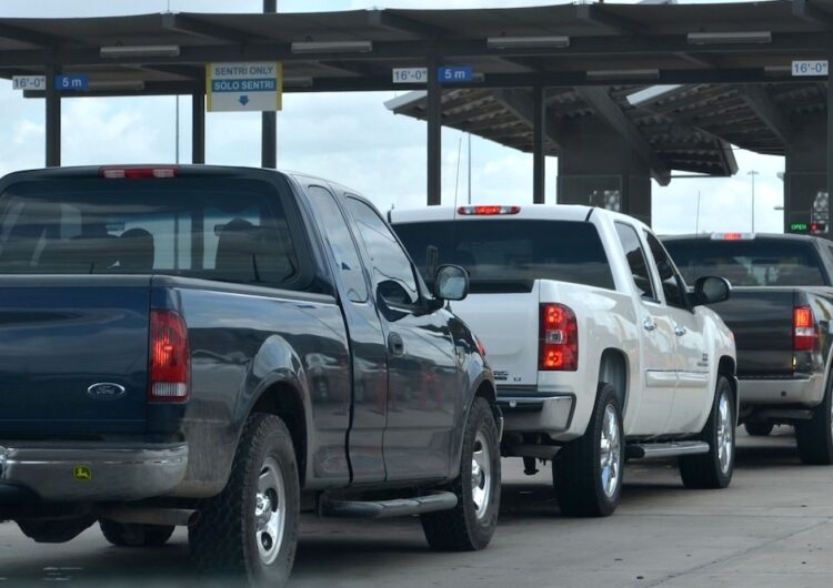 Ingresan en noviembre a EU 12.2 millones de viajeros por frontera con México