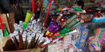 Autorizan venta de pirotecnia en la carretera interejidal