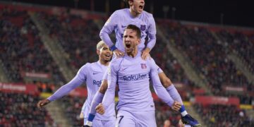 La sufre pero Barcelona vuelve a sumar puntos