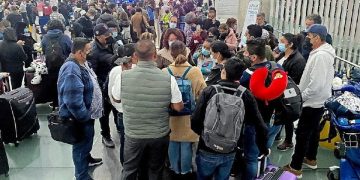 Contagio de 87 pilotos cancela 50 vuelos