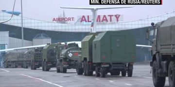 Rusia planea retirada de tropas en Kazajstán