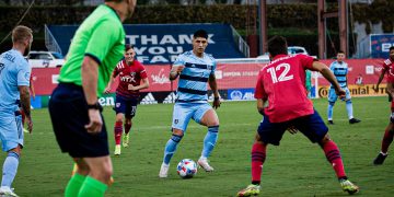 Alan Pulido no jugará todo el 2022 por cirugía en la rodilla