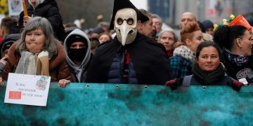 Protestas en Bruselas terminan en dirturbios