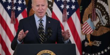 Estados Unidos pide no viajar a Rusia y abandonar Ucrania a ciudadanos