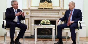 Presidente de Argentina abre a Putin las puertas de América Latina