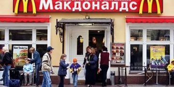 McDonald’s, Starbucks y Coca-Cola se van de Rusia