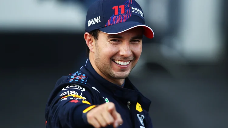 Confirma Checo Pérez pláticas para renovar con Red Bull
