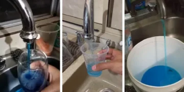Les llega agua de color azul a los Regios