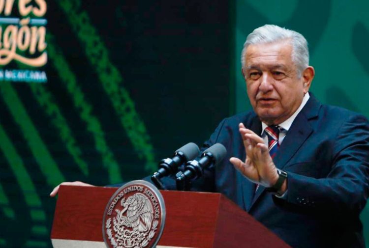 Celebra AMLO relajamiento de medidas restrictivas de Estados Unidos hacia Cuba