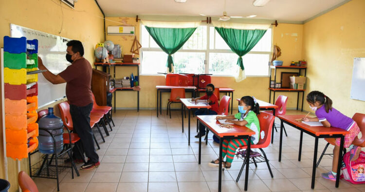 ¿Serán obligatorias las clases presenciales para el siguiente ciclo escolar?