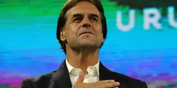 Cancela Presidente de Uruguay viaje a Cumbre por COVID