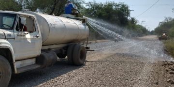 Cumple Lalo Gattás su palabra con sector rural.