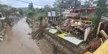Devastador paso de huracán Agatha deja 11 muertos y 33 desaparecidos en Oaxaca