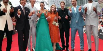 Top Gun Maverick la primer pelicula del 2022 en superar los mil millones