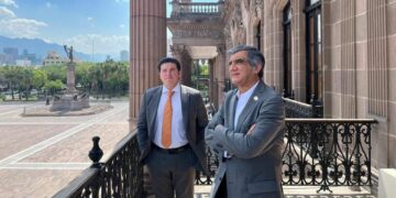 Acuerdan Américo Villarreal y Samuel Garcia formar mesas del agua y de seguridad