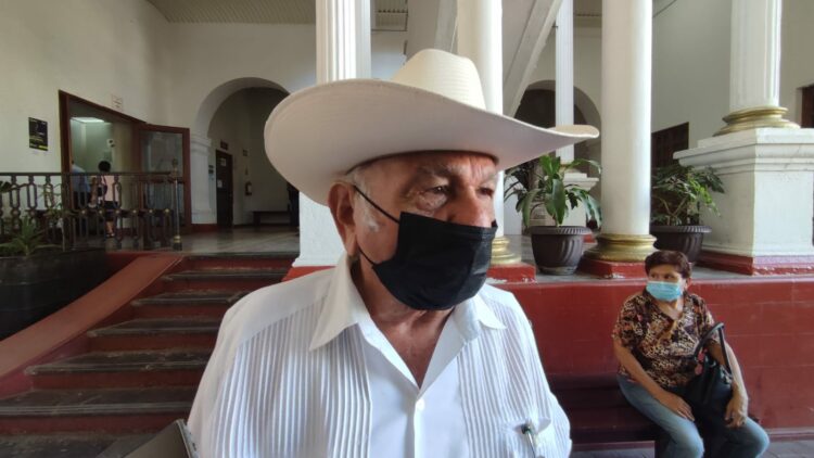 Jubilados de Tamaulipas piden la llegada de especialistas de Cuba para el IMSS