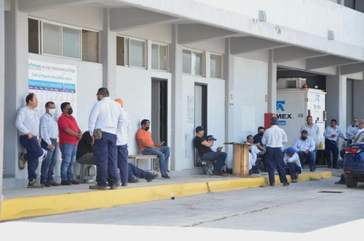 Trabajadores de Telmex en Tamaulipas inician paro