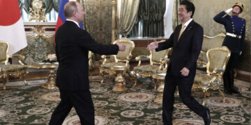 Putin lamenta asesinato de Shinzo Abe