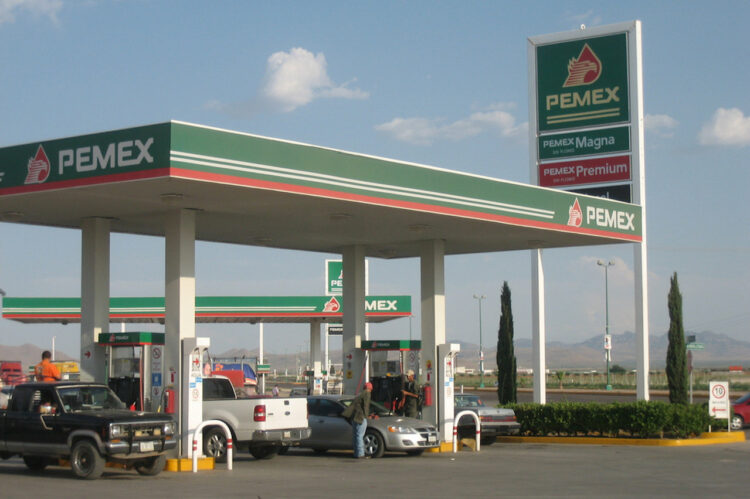 Gasolina más barata que en McAllen provoca desabasto en Reynosa