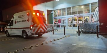 Empleado de GranD se rebana el dedo