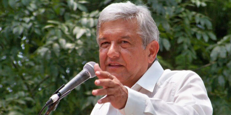 AMLO autoriza a la Marina abrir los expedientes sobre la ‘Guerra Sucia’