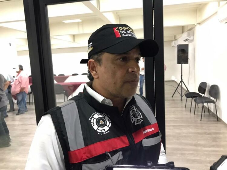 Esperá Lalo Gattas que mas funcionarios del ayuntamiento se sumen con Américo