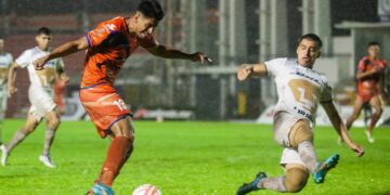 Después de 8 partidos sin ganar triunfa el Correcaminos en casa