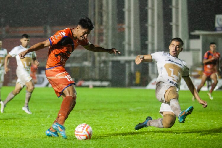 Después de 8 partidos sin ganar triunfa el Correcaminos en casa