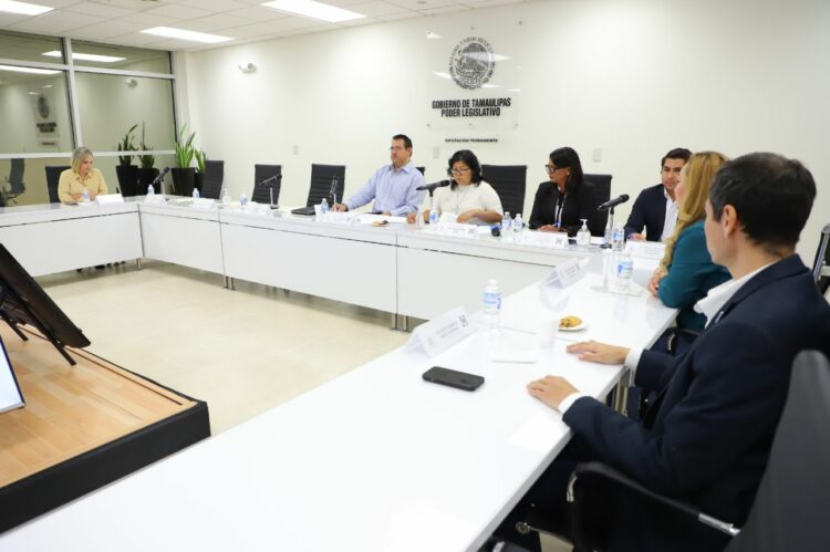 Diputados del PAN desafían al Tribunal y mantienen su Comisión Permanente