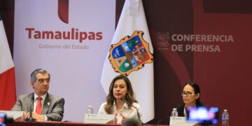 Llama Contraloría a ex funcionarios por corrupción y daño al erario público