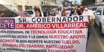 Protestan frente a Palacio de Gobierno en Tamaulipas