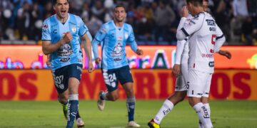 Los Tuzos le dan una catedra de futbol al Monterrey