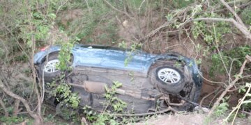 Vuelca en la carretera antigua a Mante
