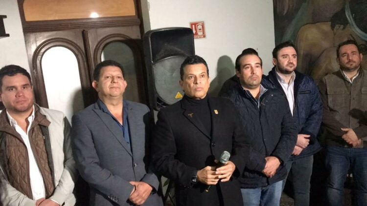 Suprimen licencia de funcionamiento en sesión de cabildo