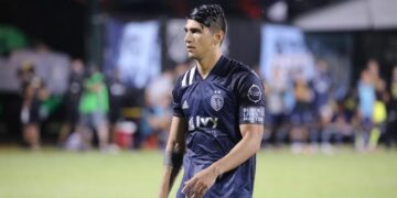 Alan Pulido pide a la selección mexicana darle oportunidad a futbolistas jóvenes