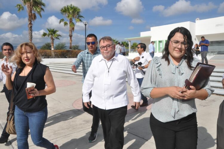 “Achican” oficinas de gobierno para dejar de rentar edificios