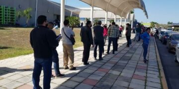 A días de terminar el año se regularizan hasta 650 vehículos diarios en Victoria