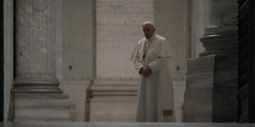 Papa Francisco pide orar por niños y familias Ucranianas.