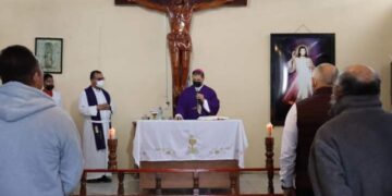 Llevan acabo misa en CEDES Victoria.