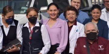 Diputada Casandra hace entrega de medicamentos a hospital de Reynosa.