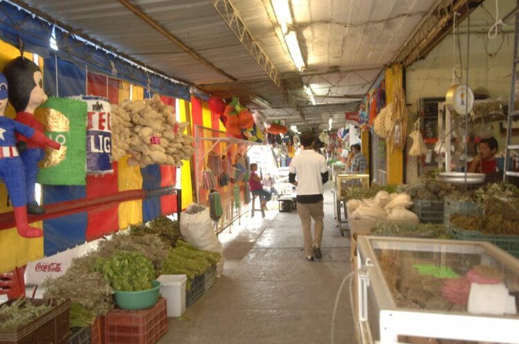 Preocupa cuesta de enero a comerciantes victorenses