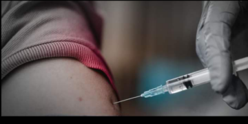 Vacunarán a menores en instituciones de educación.